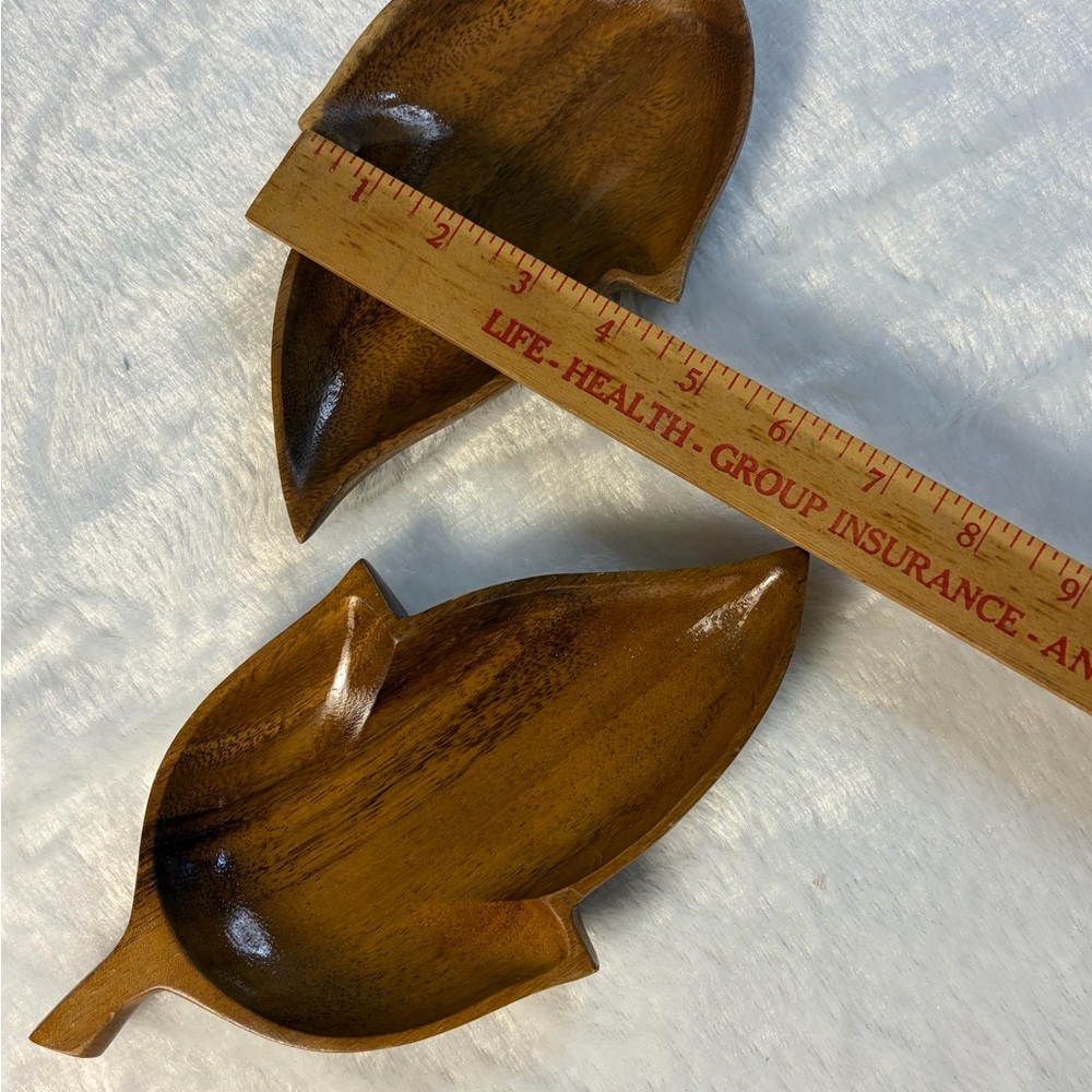 Pair Of Vintage Monkey Pod Wood Leaf Shaped Bowls Straight From Granny’s Attic - Picture 4 of 4